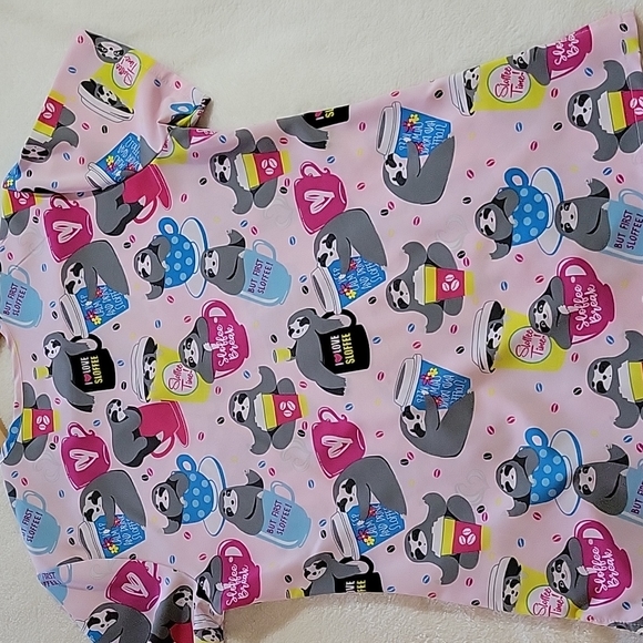 CUTE SCRUB TOP - Picture 6 of 8